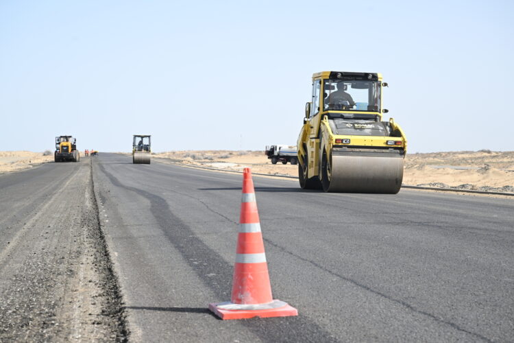 Как ведется модернизация автодорог и строительство аэропортов в Казахстане