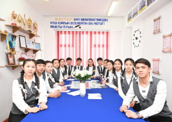 Школьная форма: талдыкорганцы за дисциплину, но требуют доступных цен