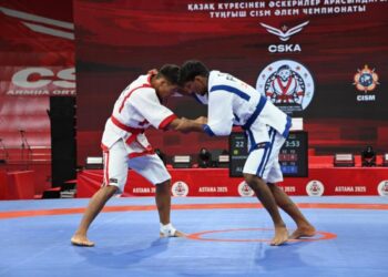 ЧМ по қазақ күресі среди военнослужащих стартовал в Астане