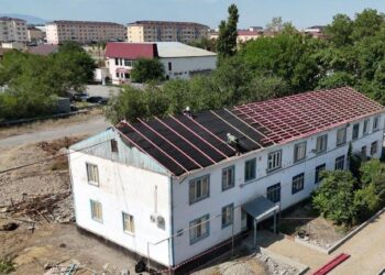 «Таза Қазақстан»: В Жетісу 77 многоэтажек получат новые крыши в этом году