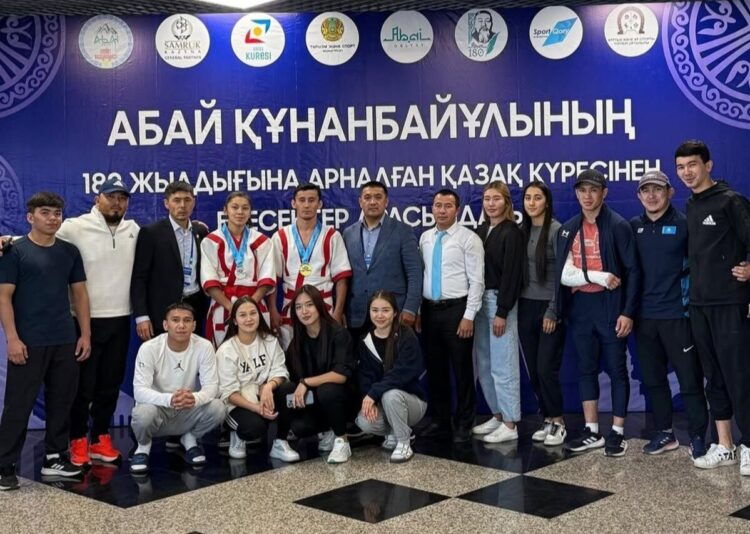 Жетысуские борцы завоевали медали на Кубке РК по қазақ күресі