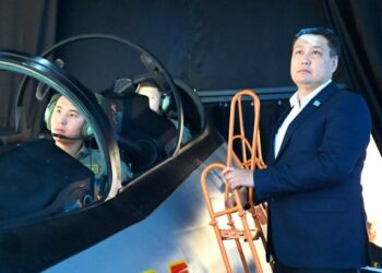 Мажилисмен Болат Керимбек побывал в Жетысуском гарнизоне