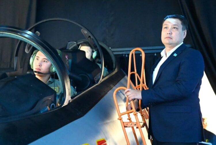 Мажилисмен Болат Керимбек побывал в Жетысуском гарнизоне