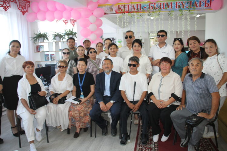 Уголок для незрячих читателей открылся в библиотеке Уштобе