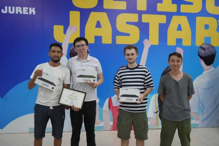 Мозги в тонусе, а юмор в боевом режиме