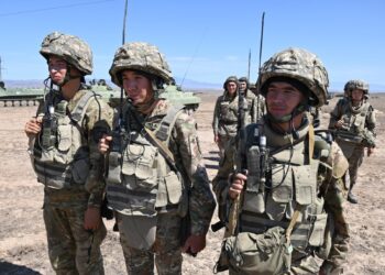 Военнослужащие оттачивали мастерство на полигоне близ Сарыозека