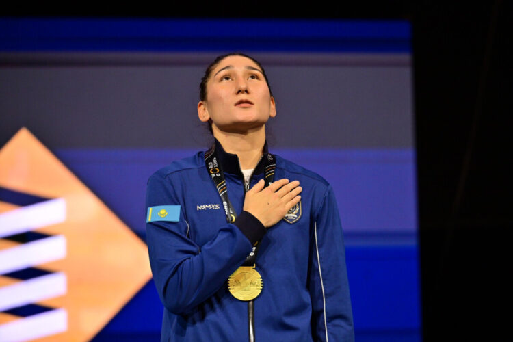 Глава государства отметил триумф казахстанцев на ЧМ по боксу в Ливерпуле