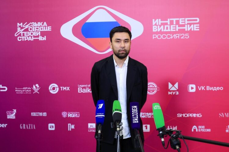 На «Интервидении-2025» Казахстан представят певец Амре и 8-летняя Жасмин