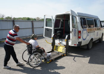 Условия по оказанию услуг инватакси расширили в Казахстане