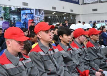 Год рабочих профессий: Президент страны отметил важность труда