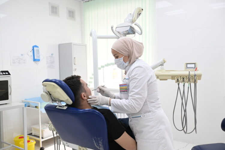 Добрались и до зубов мошенники