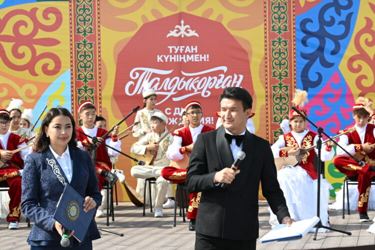 Талдыкорган пышно отпраздновал день рождения