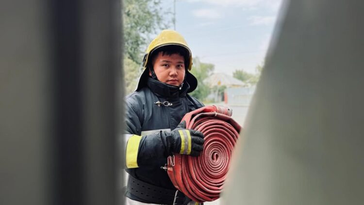 Ровесник МЧС из Жетісу: молодой спасатель посвятил жизнь службе