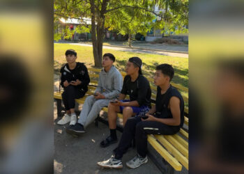 «Знание языков объединяет»: Талдыкорганцы о своем отношении к языкам