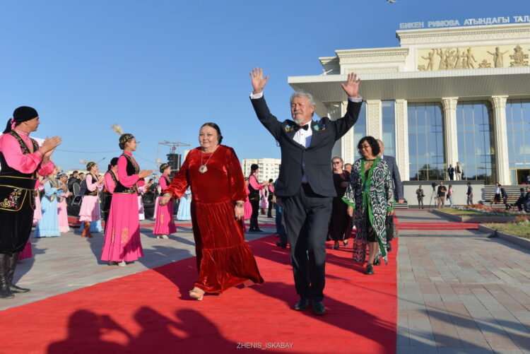 Театральный фестиваль «BIKEN FEST» стартовал в Жетiсу