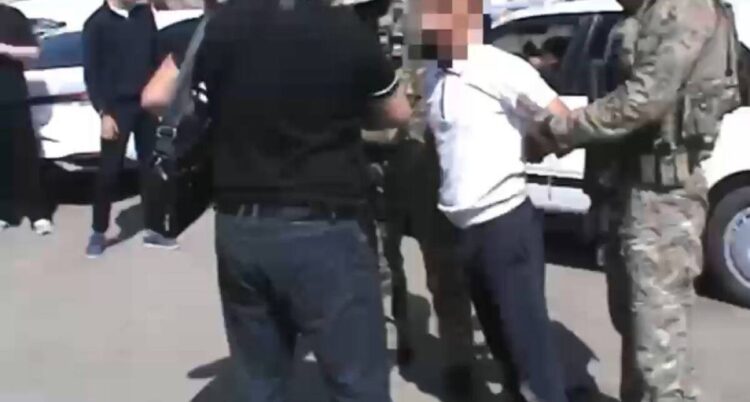 Крупную партию марихуаны изъяли полицейские Жетiсу