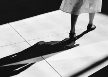 Уголовное наказание за сталкинг ввели в сентябре в Казахстане