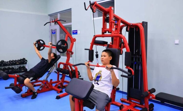 Спортивную инфраструктуру улучшают в Коксуском районе