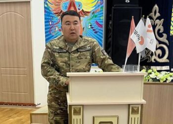 О плюсах военной карьеры рассказали на ярмарке вакансий в Жаркенте   