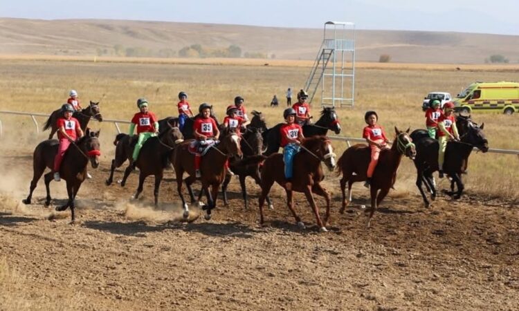 Победителей праздничной байги определили в Талдыкоргане