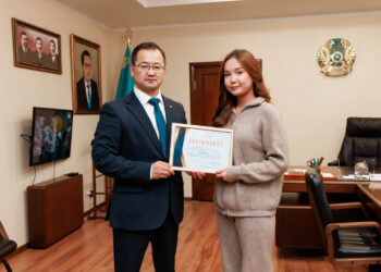 Первокурсница из Талдыкоргана удостоена гранта Натальи Борсенко