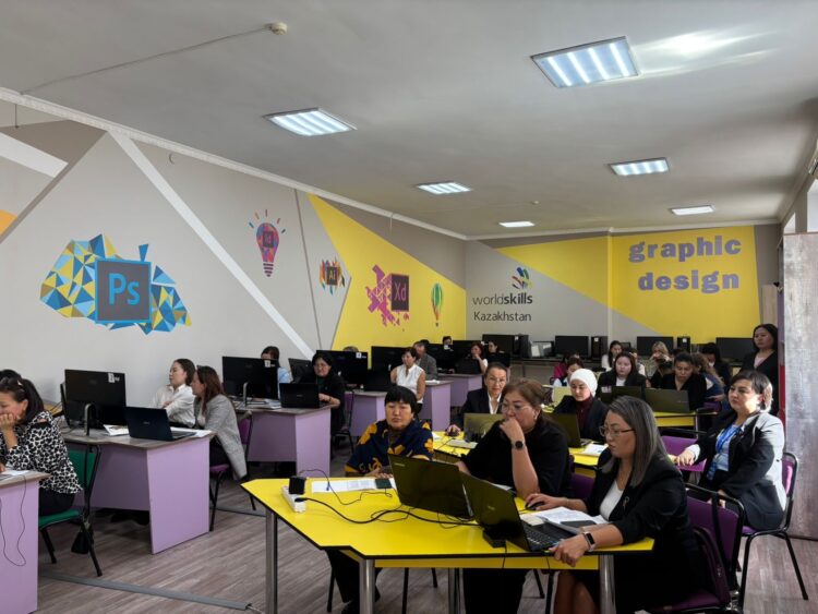 Педагоги Жетісу осваивают ИИ