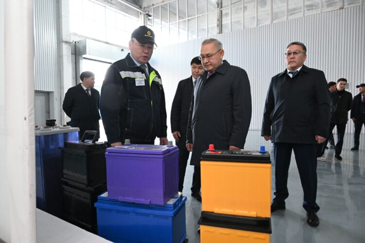 Новую линию по выпуску промышленных аккумуляторов запустили в Талдыкоргане