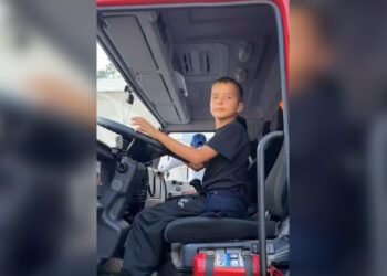 С работой пожарных ознакомились дети в Сарканском районе