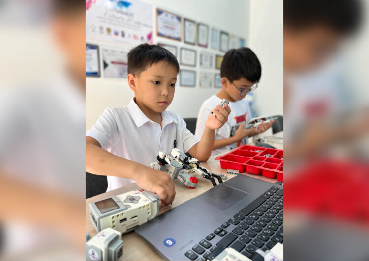 В Талдыкоргане школа робототехники «Future-IT» помогает детям открывать мир ІТ-технологий
