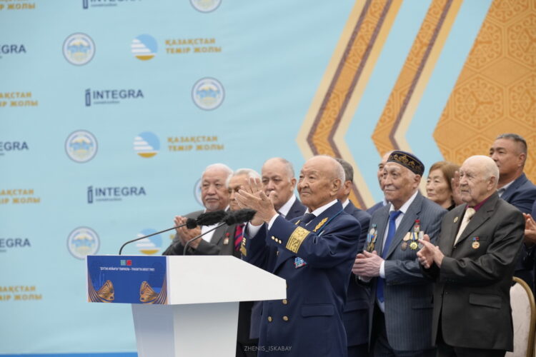 Ветеранов-железнодорожников чествовали в Алакольском районе