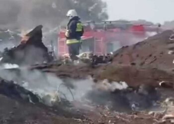 Пожарные потушили огонь на мусорном полигоне близ села Бескайнар