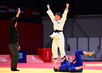 Казахстан завоевал 93 медали на ЮАИ в Бахрейне