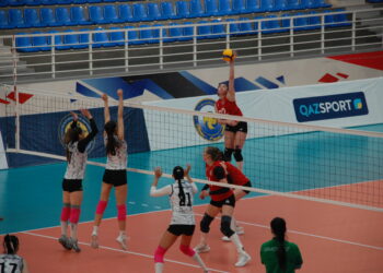 Команда «Жетысу» продолжает спор за чемпионство