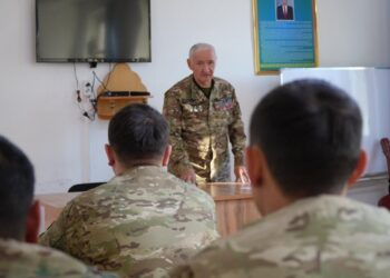 Пограничники Жетісу встретились с ветераном Афганской войны