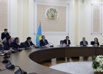 Первый вице-министр торговли и интеграции РК оценила торговую инфраструктуру Жетісу