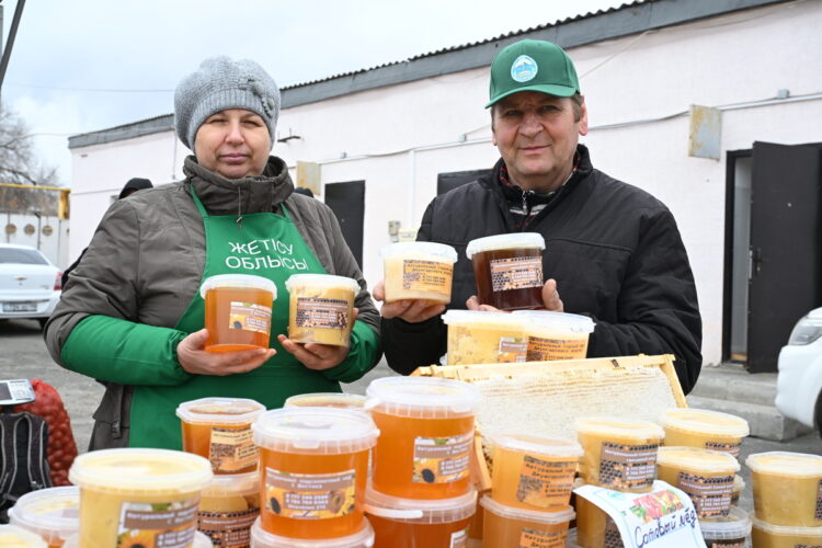 Большой выбор продукции предложили на ярмарке в Талдыкоргане