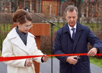 В Москве открыли сквер дружбы Казахстана и России