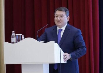 Советник Президента РК Малик Отарбаев встретился с сельчанами в Кербулакском районе