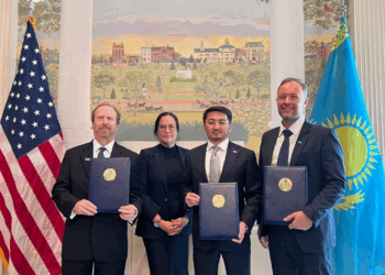 В Казахстане создадут завод по производству систем хранения электроэнергии