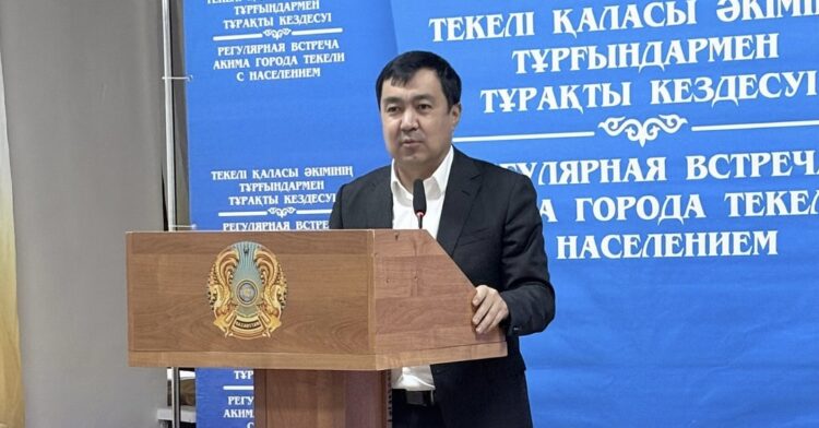 Аким Текели выслушал проблемы жителей микрорайона «Горняцкий»