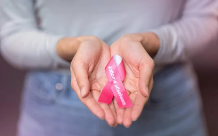 «Розовый октябрь»: В Жетісу 200 женщин прошли облследование на рак груди