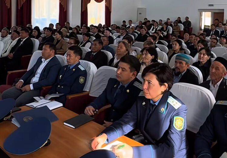 Прокурор Жетісу встретился с жителями Каратальского района