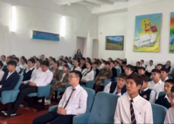 Полицейские объяснили школьникам важность соблюдения закона