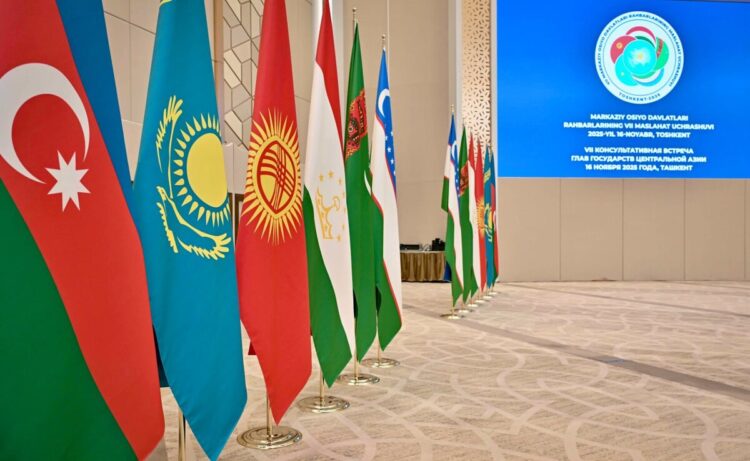 Глава государства внес ряд предложений лидерам стран ЦА