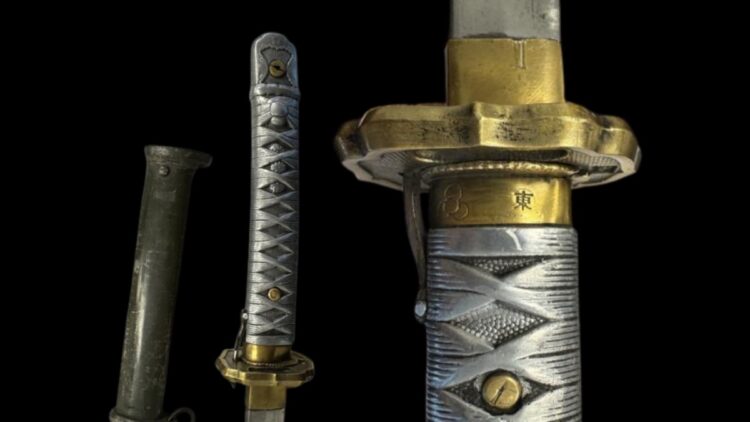 Оружие экс-начальника КНБ продали на аукционе в Казахстане