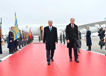 Касым-Жомарт Токаев прибыл в Москву