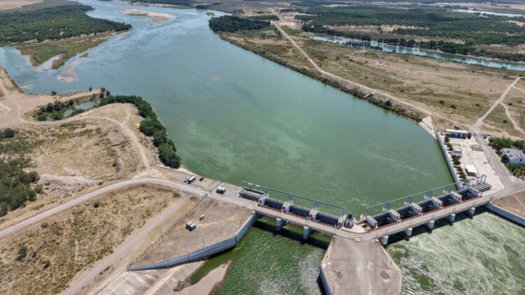 Правительство ведет работу по улучшению питьевого водоснабжения более 469 тысяч человек