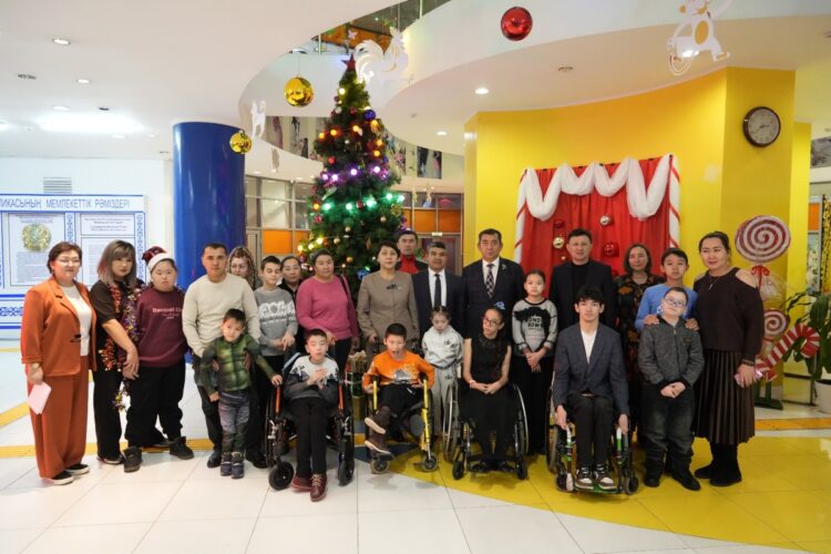 С наступающим Новым годом поздравили жетысуских параспортсменов