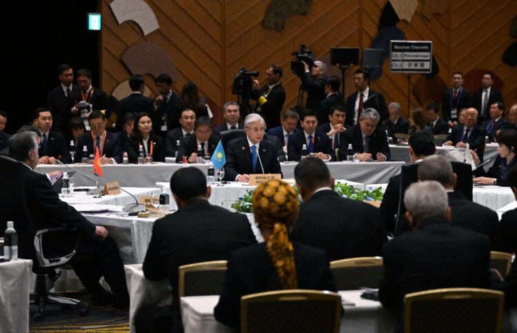 Токаев выступил на первом саммите Диалога «Центральная Азия – Япония»