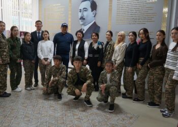 Информационный час «Коррупция – болезнь общества» провели для школьников Талдыкоргана